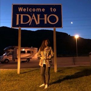 Meet your Posher, Josephine